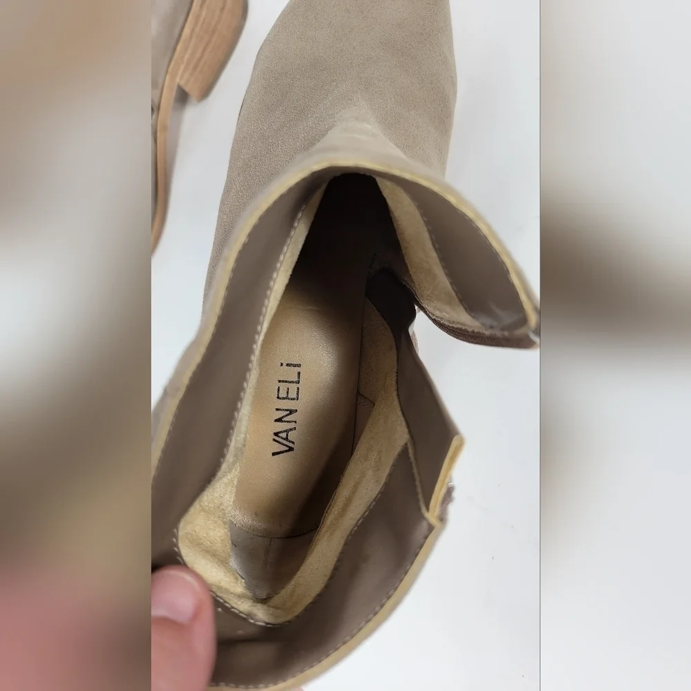 Vaneli Fazar Suede Booties #583 Size 9M